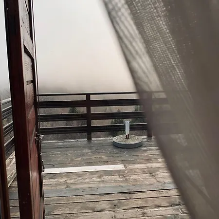 Vikend Kuca Cairovic 펜션 *